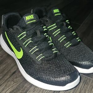 Nike Black and Lime Green Sneakers